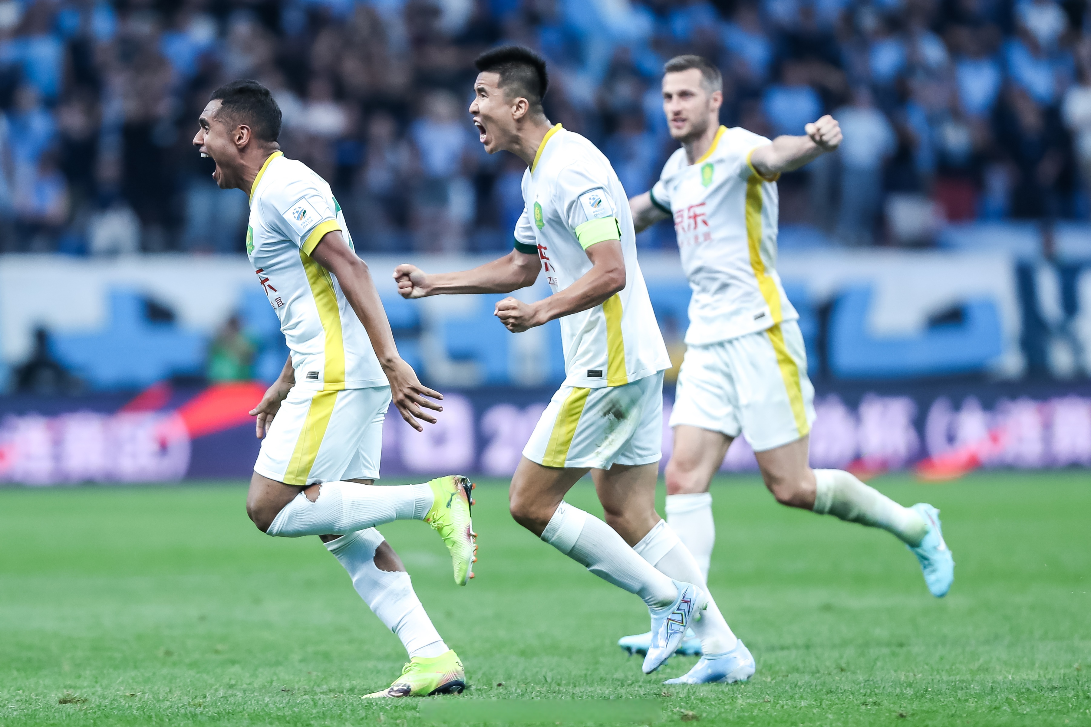 开云-关于莱万多夫斯基赛事官方发布战术调整新规，尤文图斯争议不断！的信息